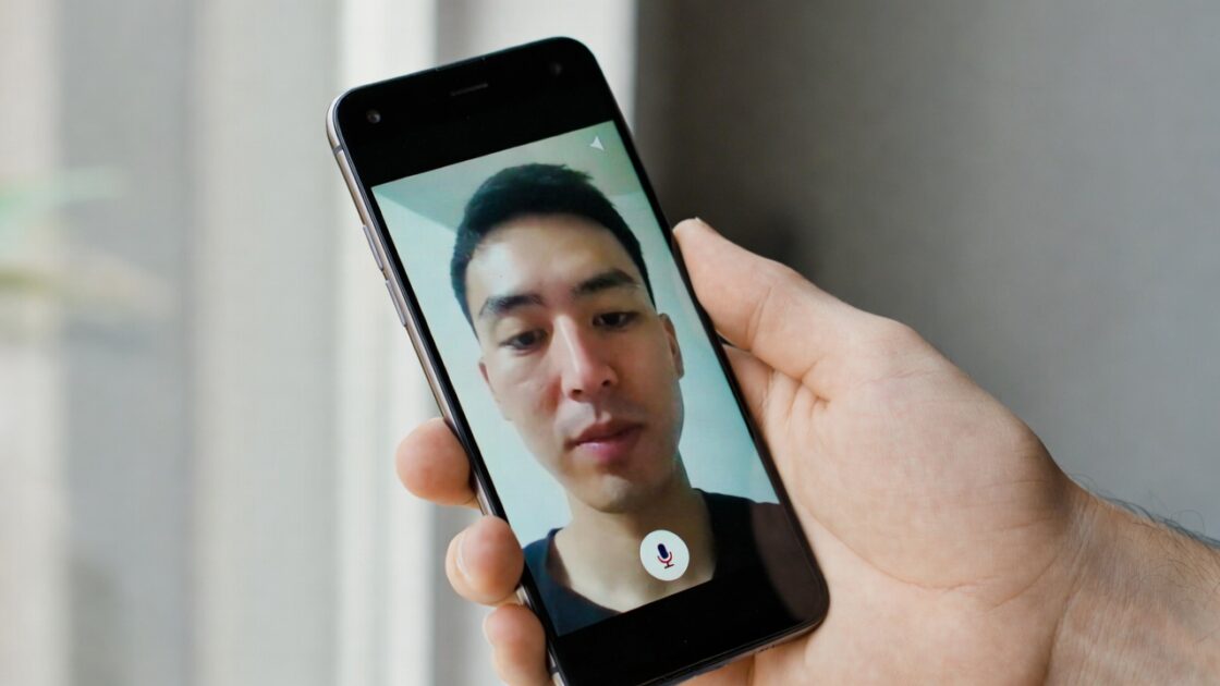 Συμβουλές για τη βελτίωση της ποιότητας του μικροφώνου στις βιντεοκλήσεις