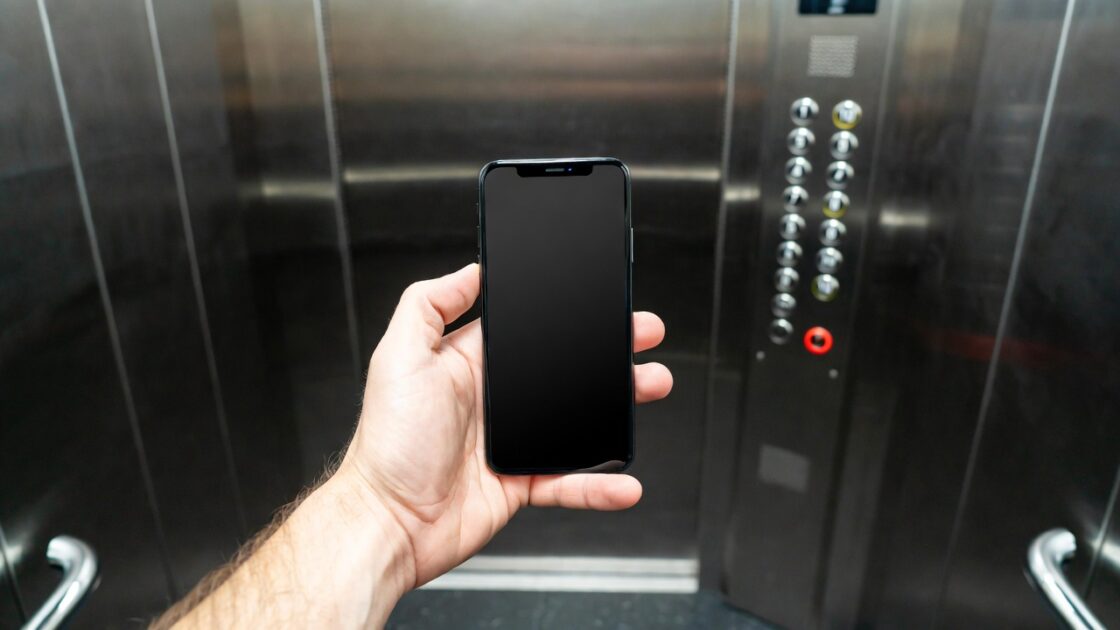 Πώς να αποτρέψετε την απώλεια σήματος του κινητού σας τηλεφώνου σε ασανσέρ ή υπόγεια