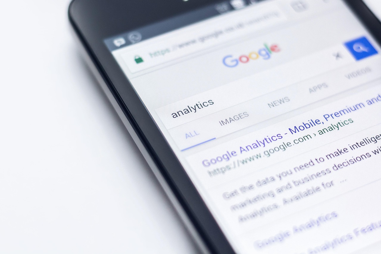 Πώς να αποτρέψετε το Android από το να κλείνει σημαντικές εφαρμογές στο παρασκήνιο